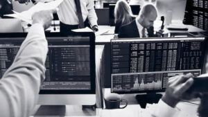 6 milioni di barili in due minuti: la CFTC avvia l'indagine sui futures petroliferi - AllFounds