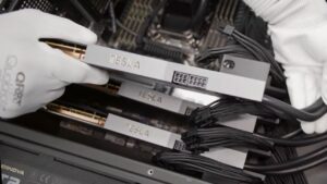 Nvidia annuncia licenza da 2.000 $ per GPU: un potenziale da 50 miliardi in cinque anni - AllFounds